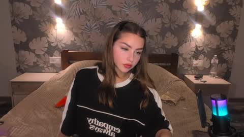 Snapshot of bitter__peach chatting on May 19, 2026, 4:57 pm Margo online show from May 19, 2026, 4:57 pm