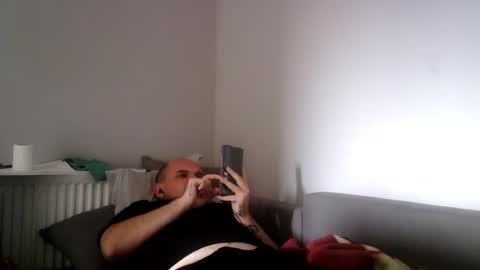 George  Maria online show from June 22, 2026, 5:04 am