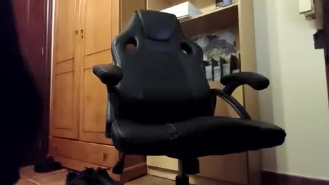 Snapshot of bkt15 chatting on October 12, 2025, 3:00 pm bkt15 online show from October 12, 2025, 3:00 pm