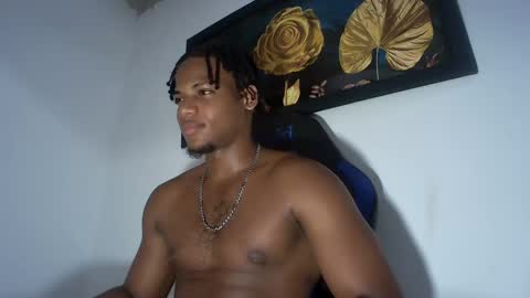 Snapshot of black_dicck chatting on January 22, 2025, 8:17 pm tu morenito online show from January 22, 2025, 8:17 pm