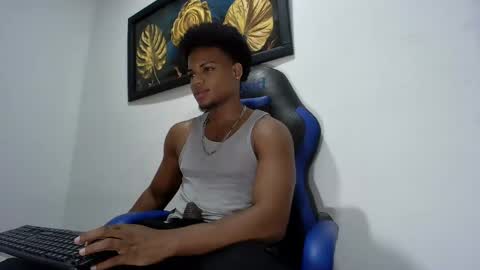 Snapshot of black_dicck chatting on February 3, 2025, 8:57 pm tu morenito online show from February 3, 2025, 8:57 pm
