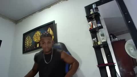 Snapshot of black_dicck chatting on February 20, 2025, 5:29 pm tu morenito online show from February 20, 2025, 5:29 pm