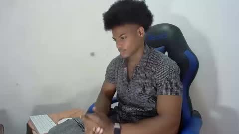 Snapshot of black_dicck chatting on September 9, 2025, 5:01 pm tu morenito online show from September 9, 2025, 5:01 pm