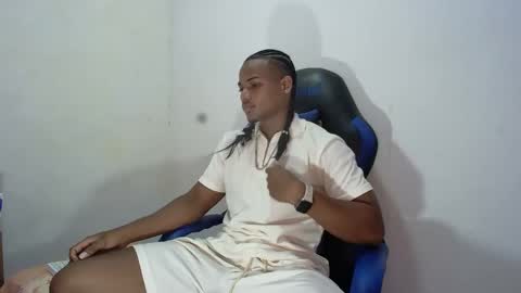 Snapshot of black_dicck chatting on September 13, 2025, 5:57 pm tu morenito online show from September 13, 2025, 5:57 pm