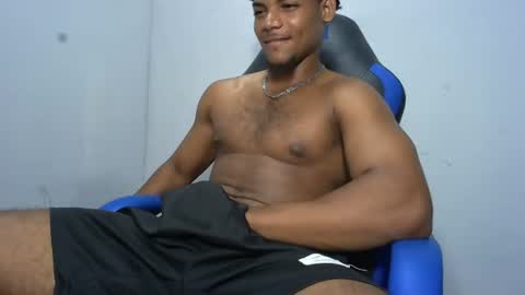 tu morenito online show from July 5, 2026, 4:19 am