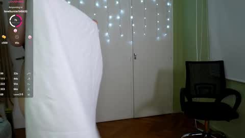 Snapshot of black_eva_ chatting on February 20, 2025, 5:40 pm Eva online show from February 20, 2025, 5:40 pm