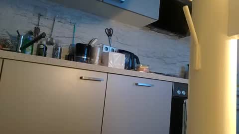 Snapshot of black_forest75 chatting on November 21, 2025, 7:18 am Manuel online show from November 21, 2025, 7:18 am