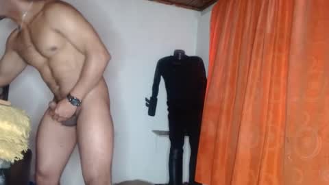 black_hot26 online show from February 26, 2025, 9:05 pm