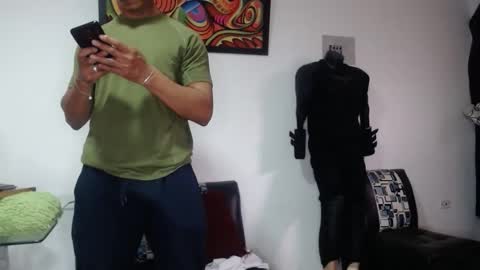 black_hot26 online show from October 27, 2025, 4:55 pm