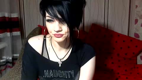 black_hot_01 online show from January 19, 2025, 5:15 am