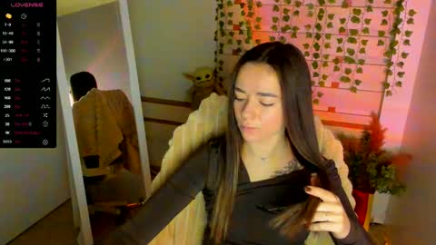 Snapshot of black_kittie_01 chatting on September 28, 2025, 6:52 am Black Kittie Wednesday - 1300 - 1900 GMT help me get 100 thumbs up online show from September 28, 2025, 6:52 am