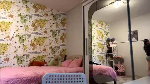 Liz online show from March 26, 2026, 3:28 pm