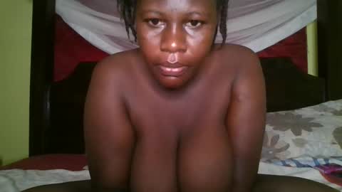 Snapshot of black_queen2025 chatting on October 13, 2025, 3:39 am black queen online show from October 13, 2025, 3:39 am