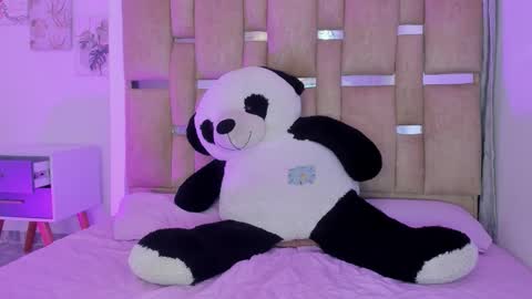 Snapshot of black_rose02 chatting on February 9, 2026, 11:36 am B L A C K R O S E online show from February 9, 2026, 11:36 am