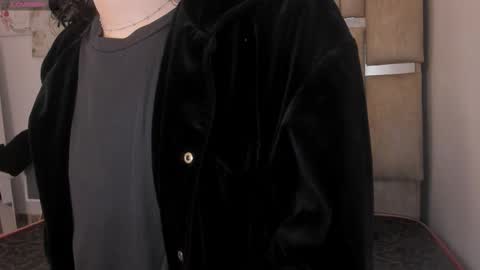 Snapshot of black_rose02 chatting on February 13, 2026, 11:28 am B L A C K R O S E online show from February 13, 2026, 11:28 am