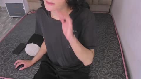 Snapshot of black_rose02 chatting on April 8, 2026, 11:32 am B L A C K R O S E online show from April 8, 2026, 11:32 am