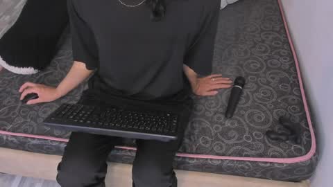 Snapshot of black_rose02 chatting on April 9, 2026, 11:37 am B L A C K R O S E online show from April 9, 2026, 11:37 am