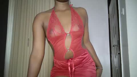 Snapshot of black_rosey chatting on May 6, 2026, 9:47 am veraa online show from May 6, 2026, 9:47 am