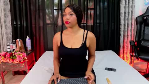 Snapshot of black_rosse_1 chatting on September 27, 2025, 12:43 pm Tifany online show from September 27, 2025, 12:43 pm