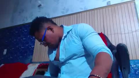 duglas online show from March 18, 2026, 6:22 pm