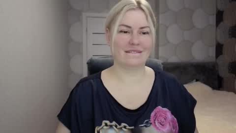 Snapshot of blackeyes11 chatting on November 20, 2025, 11:48 pm blackeyes11 online show from November 20, 2025, 11:48 pm