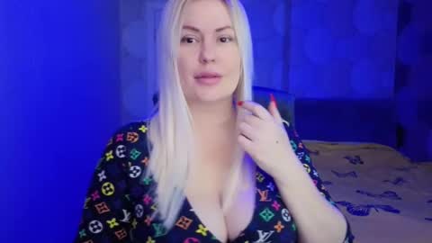 Snapshot of blackeyes11 chatting on February 28, 2026, 3:40 am blackeyes11 online show from February 28, 2026, 3:40 am