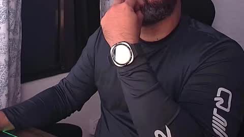 Snapshot of blackfirebird chatting on September 20, 2025, 3:40 am blackfirebird online show from September 20, 2025, 3:40 am