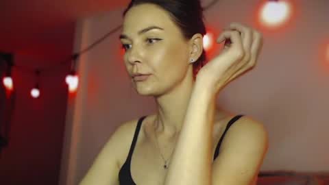 Altushka online show from May 18, 2026, 5:52 pm