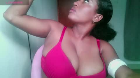 Shophie White online show from July 8, 2026, 12:09 pm