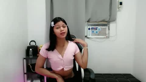 Snapshot of blackmanika chatting on October 16, 2025, 6:20 pm blackmanika online show from October 16, 2025, 6:20 pm