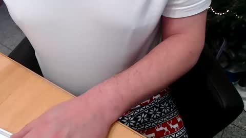 Snapshot of blackmusic chatting on December 29, 2024, 1:13 am blackmusic online show from December 29, 2024, 1:13 am