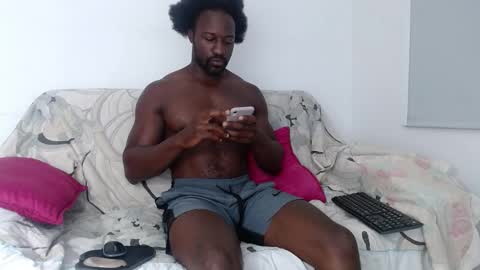 Twtter 1MikeBeckford            Onlyfns beckfordmike online show from February 23, 2026, 11:18 am