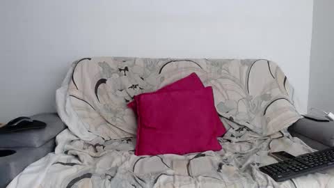 Twtter 1MikeBeckford            Onlyfns beckfordmike online show from March 11, 2026, 2:01 pm