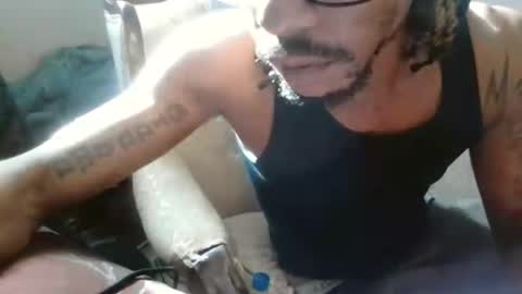 blacknyellow1 online show from December 13, 2024, 6:27 pm