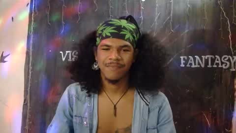 Snapshot of blackphylosofy chatting on January 2, 2025, 4:24 pm i am D.L online show from January 2, 2025, 4:24 pm