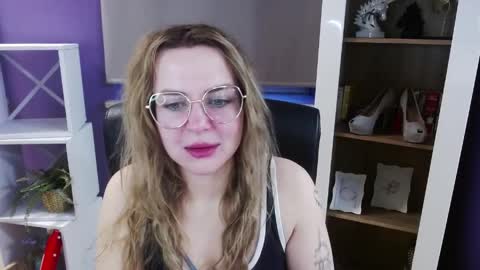 Z O E Y online show from March 30, 2026, 4:46 am