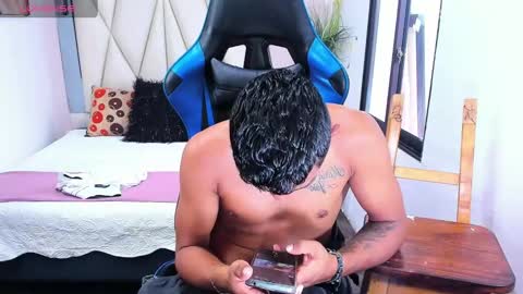 Snapshot of blacksex_boy chatting on February 27, 2025, 9:36 pm Marlon online show from February 27, 2025, 9:36 pm