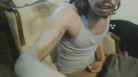 Snapshot of blacksparrow69 chatting on December 28, 2024, 2:21 pm blacksparrow69 online show from December 28, 2024, 2:21 pm