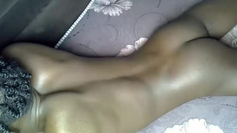 blacktwinkl online show from April 22, 2026, 12:39 pm