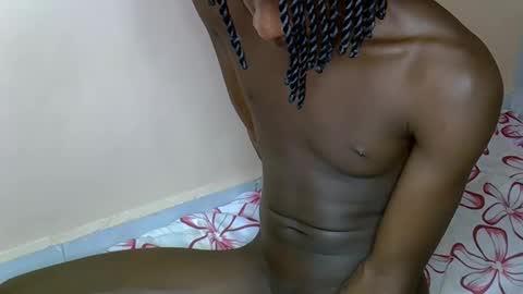 blacktwinkl online show from May 8, 2026, 2:22 pm