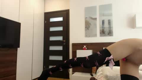 Snapshot of blacktwinkle chatting on March 12, 2025, 6:22 pm Adry online show from March 12, 2025, 6:22 pm