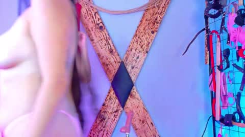 Snapshot of blackvelvet_bdsm chatting on October 1, 2025, 8:26 pm Cataleya and Tamy online show from October 1, 2025, 8:26 pm