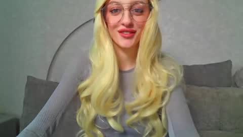 Snapshot of blacky_berry chatting on March 23, 2026, 2:10 pm Ivy online show from March 23, 2026, 2:10 pm