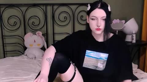 Snapshot of blacky_tea chatting on September 8, 2025, 11:15 pm blacky_tea online show from September 8, 2025, 11:15 pm