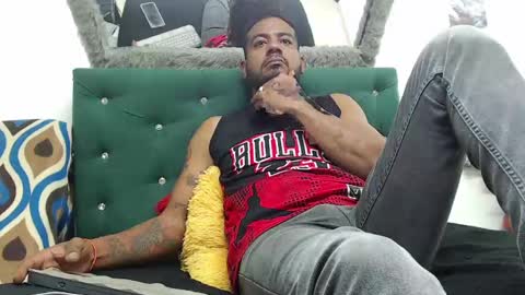 Snapshot of blade_foxx chatting on January 6, 2025, 3:20 am Richard online show from January 6, 2025, 3:20 am