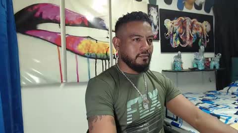 Snapshot of blade_foxx chatting on January 25, 2025, 3:19 am Richard online show from January 25, 2025, 3:19 am