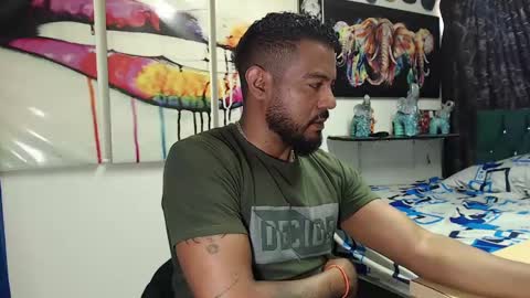 Snapshot of blade_foxx chatting on January 31, 2025, 2:28 pm Richard online show from January 31, 2025, 2:28 pm