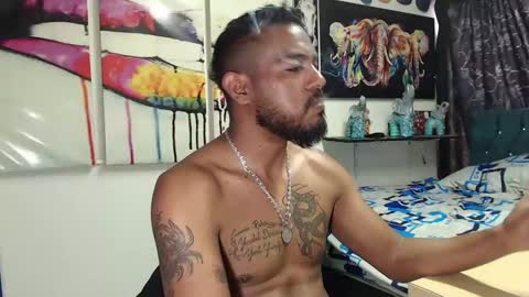 Snapshot of blade_foxx chatting on January 31, 2025, 9:16 pm Richard online show from January 31, 2025, 9:16 pm