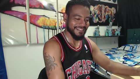 Snapshot of blade_foxx chatting on February 5, 2025, 4:06 am Richard online show from February 5, 2025, 4:06 am