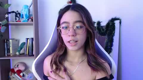   online show from December 19, 2024, 12:12 pm